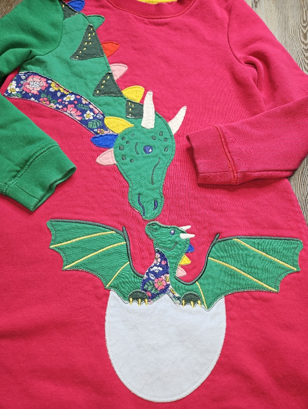 Mini Boden Girls 6-7 Pink Green Dragon Sweatshirt Dress - Picture 2 of 8
